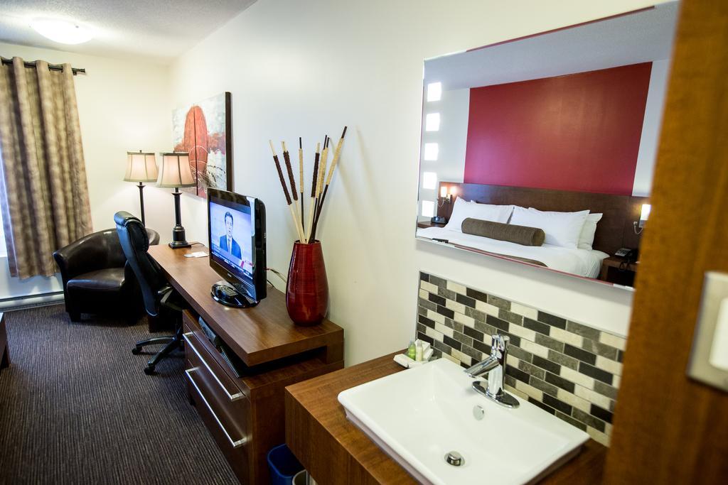 Hotel V Gatineau Habitación foto